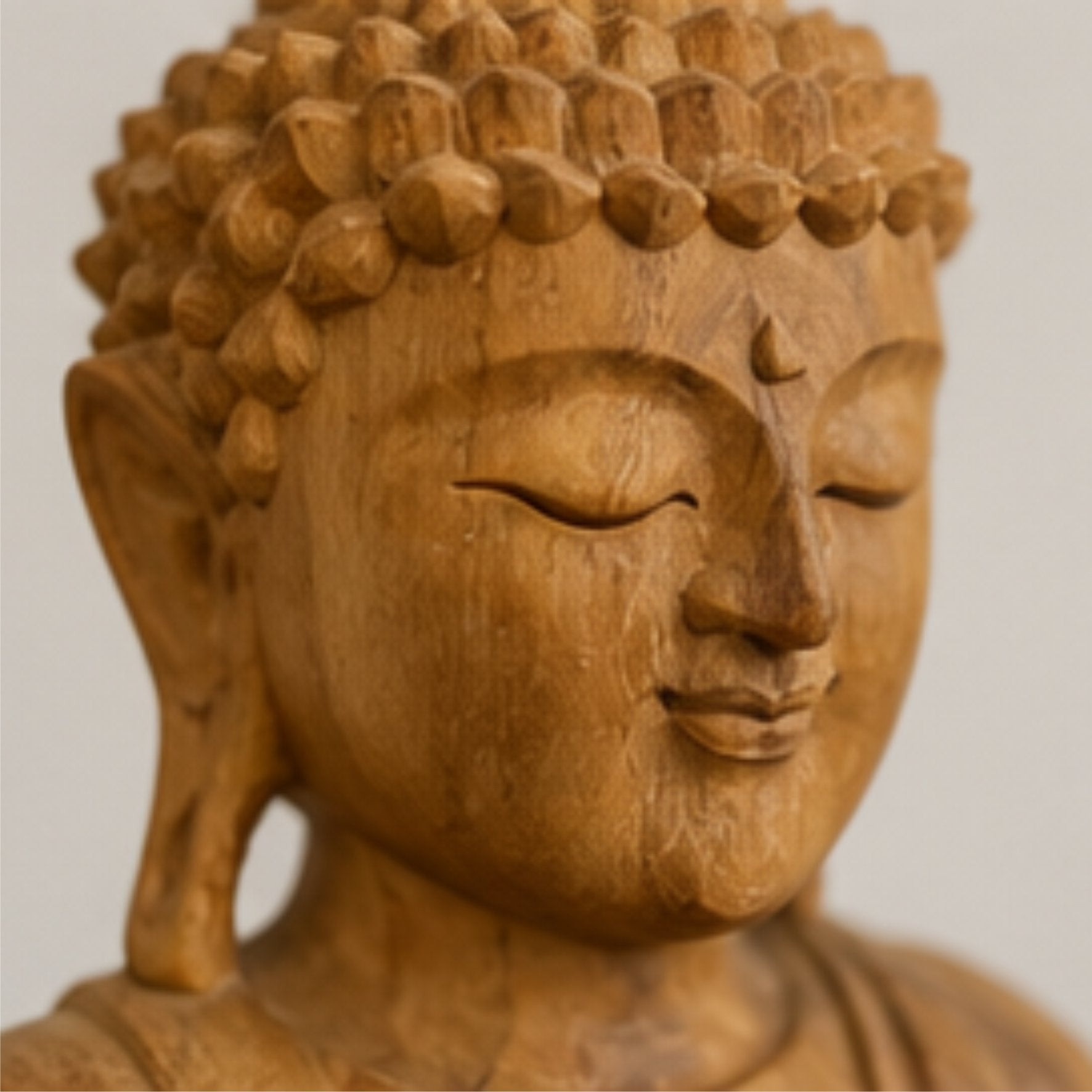 Buddha Figur Holz 32 cm handgeschnitzt Bali Statue Suarholz Meditation Zen Deko