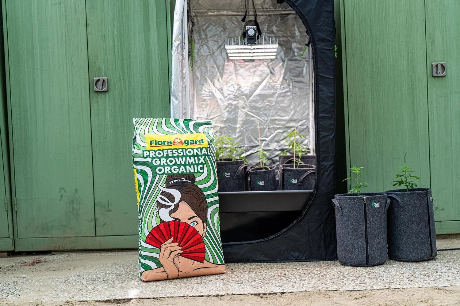 Floragard Growmix ORGANIC 70L - Blumenerde, Pflanzerde, Bio-Erde, Grow Erde