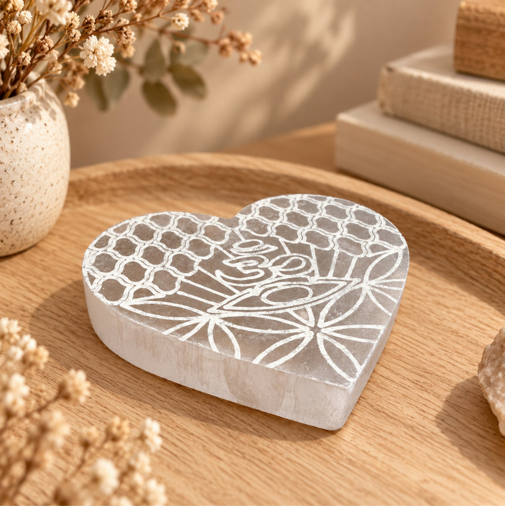 Selenit Herz Om Zeichen Auge 7,5 cm Meditation Yoga Deko Geschenk